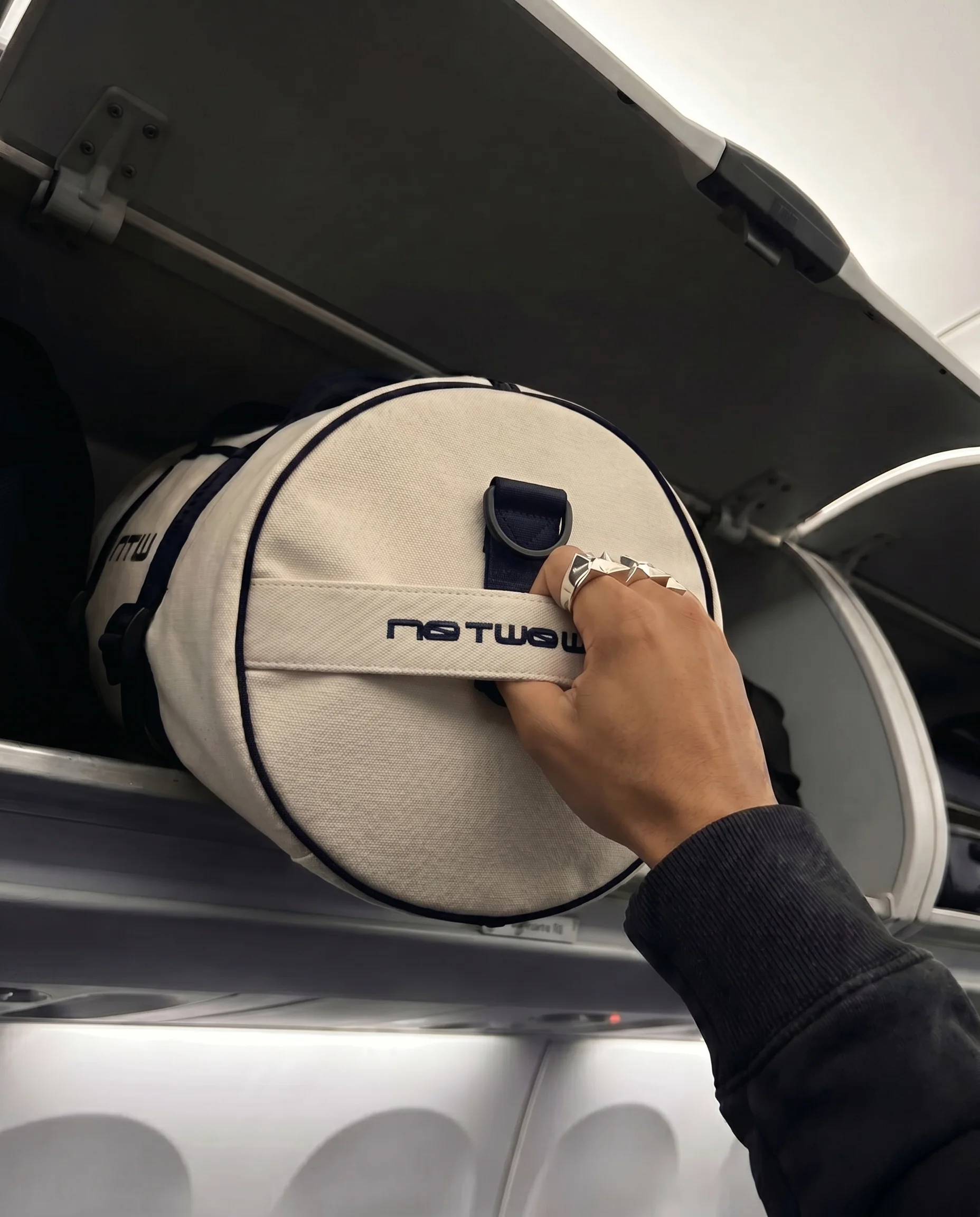 THE NTW DUFFLE BAG - Image 10